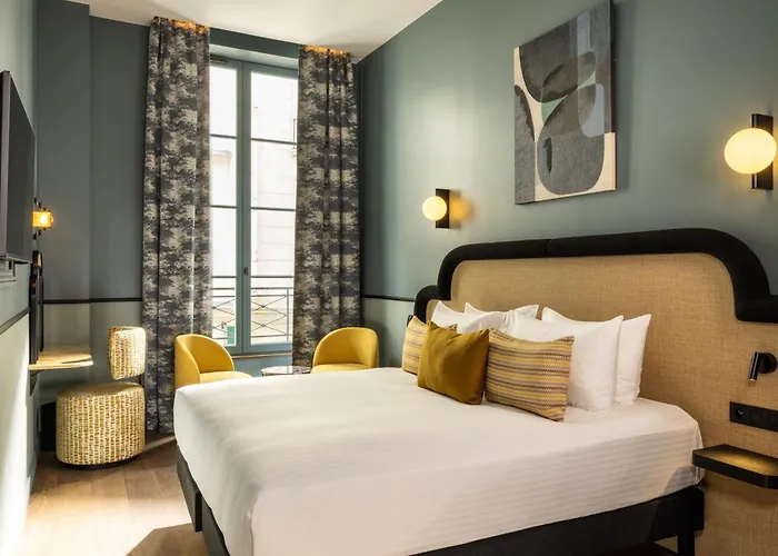 Le 6 Tiquetonne Hotel