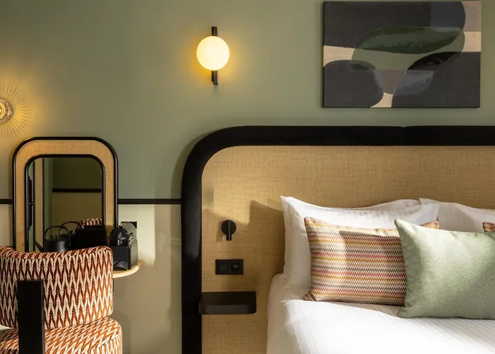 Le 6 Tiquetonne Hotel