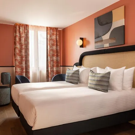 Otel Le 6 Tiquetonne 4*