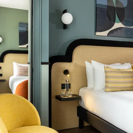 Otel Le 6 Tiquetonne